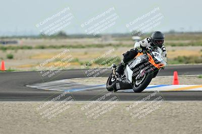 media/Apr-18-2025-TrackDaz (Fri) [[45f5874c44]]/C Group/Session 1 (Turn 7)/